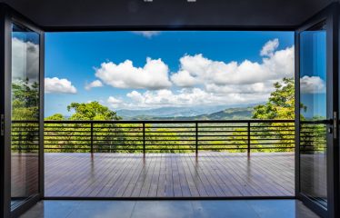 EXTRAORDINARY OCEAN-VIEW ESTATE & RETREAT OPPORTUNITY IN THE DIAMANTE VALLEY WITH RESTAURANT, POOL AND GYM – 3.5 ACRES