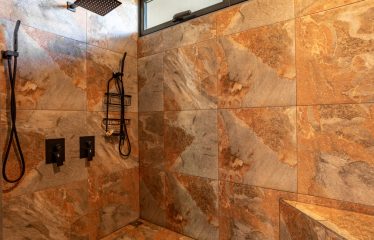 EXTRAORDINARY OCEAN-VIEW ESTATE & RETREAT OPPORTUNITY IN THE DIAMANTE VALLEY WITH RESTAURANT, POOL AND GYM – 3.5 ACRES