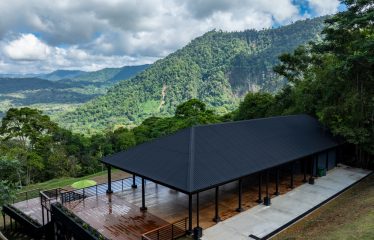 EXTRAORDINARY OCEAN-VIEW ESTATE & RETREAT OPPORTUNITY IN THE DIAMANTE VALLEY WITH RESTAURANT, POOL AND GYM – 3.5 ACRES