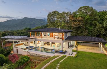 LUXURY 4 ACRES PROPERTY WITH OCEAN AND MOUNTAIN VIEW AND FRUIT TREES