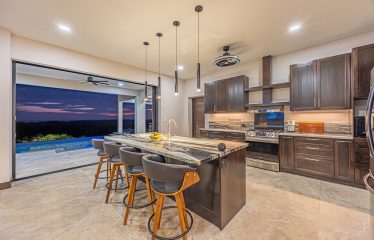 LUXURY 4 ACRES PROPERTY WITH OCEAN AND MOUNTAIN VIEW AND FRUIT TREES