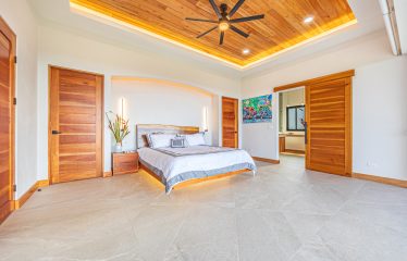 LUXURY 4 ACRES PROPERTY WITH OCEAN AND MOUNTAIN VIEW AND FRUIT TREES