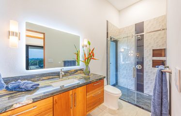 LUXURY 4 ACRES PROPERTY WITH OCEAN AND MOUNTAIN VIEW AND FRUIT TREES