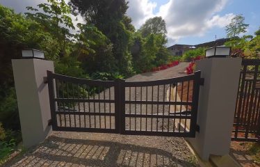 LUXURY 4 ACRES PROPERTY WITH OCEAN AND MOUNTAIN VIEW AND FRUIT TREES