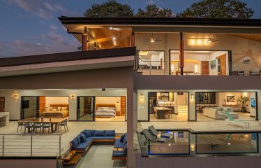 LUXURY 4 ACRES PROPERTY WITH OCEAN AND MOUNTAIN VIEW AND FRUIT TREES