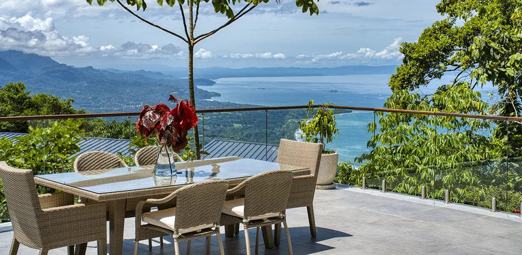 A Real Estate Gem in Uvita: 4-Bedroom Home Overlooking the Iconic Whale Tail