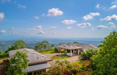SUEÑO DEL PACIFICO – A LUXURIOUS MOUNTAIN-TOP SANCTUARY WITH UNRIVALED VIEWS – 6 ACRES