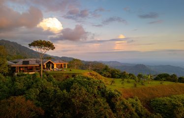 SUEÑO DEL PACIFICO – A LUXURIOUS MOUNTAIN-TOP SANCTUARY WITH UNRIVALED VIEWS – 6 ACRES