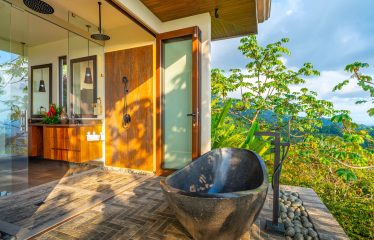 SUEÑO DEL PACIFICO – A LUXURIOUS MOUNTAIN-TOP SANCTUARY WITH UNRIVALED VIEWS – 6 ACRES