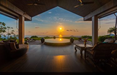 SUEÑO DEL PACIFICO – A LUXURIOUS MOUNTAIN-TOP SANCTUARY WITH UNRIVALED VIEWS – 6 ACRES
