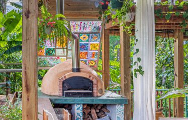 PROPERTY WITH RECORDING STUDIO, OCEAN VIEWS – 2.56 ACRES