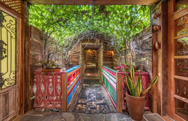 PROPERTY WITH RECORDING STUDIO, OCEAN VIEWS – 2.56 ACRES