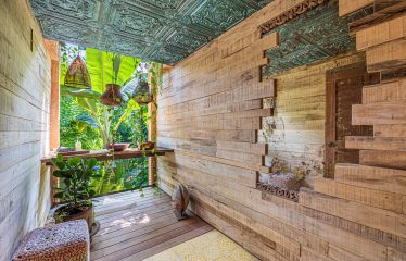 PROPERTY WITH RECORDING STUDIO, OCEAN VIEWS – 2.56 ACRES