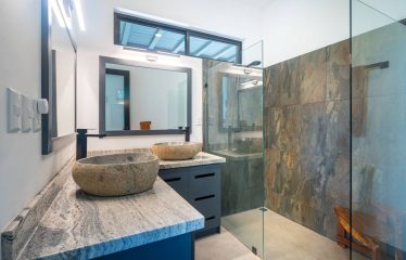 ESCALERAS MODERN HOME WITH OCEAN VIEWS DOMINICAL COSTA RICA – 2.5 ACRES