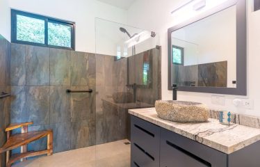 ESCALERAS MODERN HOME WITH OCEAN VIEWS DOMINICAL COSTA RICA – 2.5 ACRES