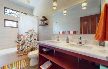 3 BEDROOM HOME WITH OCEAN AND MOUNTAIN VIEWS – 2.01 ACRES