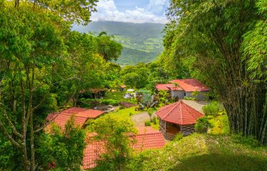 PROPERTY WITH TWO VILLAS, IN PUNTA DE MIRA – 2.5 ACRES