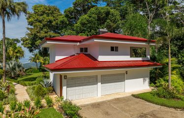 PROPERTY WITH 5 BEDROOMS, IN LAUGUNAS – 17 ACRES