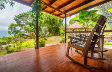 PROPERTY WITH TWO VILLAS, IN PUNTA DE MIRA – 2.5 ACRES