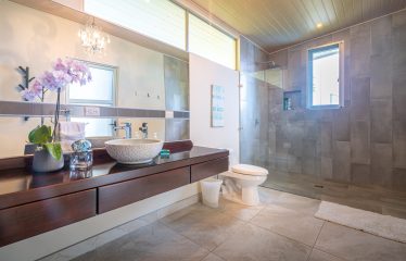 PROPERTY WITH OCEAN VIEW, IN UVITA CENTER – 0.8 ACRES