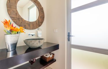 PROPERTY WITH OCEAN VIEW, IN UVITA CENTER – 0.8 ACRES