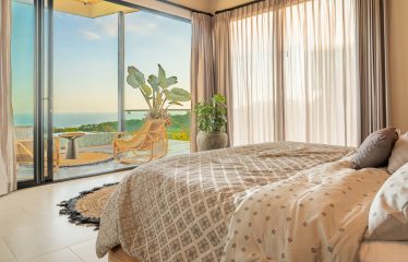 LUXURY PROPERTY WITH THREE BEDROOMS – 0.5 ACRES