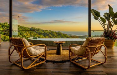 LUXURY PROPERTY WITH THREE BEDROOMS – 0.5 ACRES