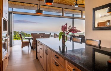 LUXURY PROPERTY WITH THREE BEDROOMS – 0.5 ACRES