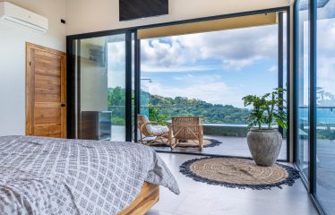 LUXURY PROPERTY WITH THREE BEDROOMS – 0.5 ACRES