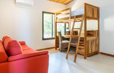 LUXURY PROPERTY WITH THREE BEDROOMS – 0.5 ACRES