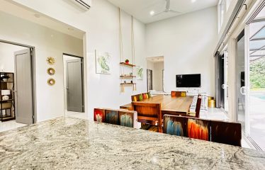 PROPERTY WITH 4 BEDROOM HOME AND POOL, IN UVITA CENTER – 1.25 ACRES