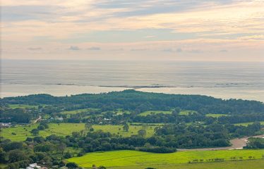 LUXURY PROPERTY IN THE MOUNTAIN CASA ROYAL, UVITA – 2.47 ACRES