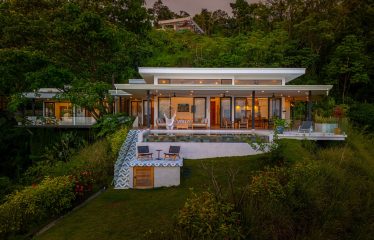 LUXURY PROPERTY IN THE MOUNTAIN CASA ROYAL, UVITA – 2.47 ACRES