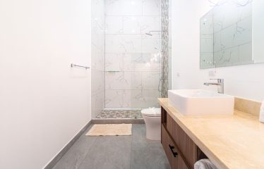 LUXURY PROPERTY IN THE MOUNTAIN CASA ROYAL, UVITA – 2.47 ACRES