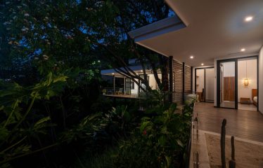 LUXURY PROPERTY IN THE MOUNTAIN CASA ROYAL, UVITA – 2.47 ACRES