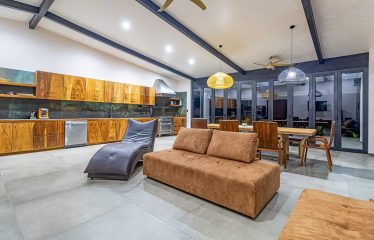 PROPERTY WITH 4 BEDROOM HOME, IN OJOCHAL – 12 ACRES