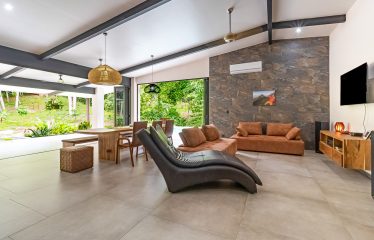 PROPERTY WITH 4 BEDROOM HOME, IN OJOCHAL – 12 ACRES