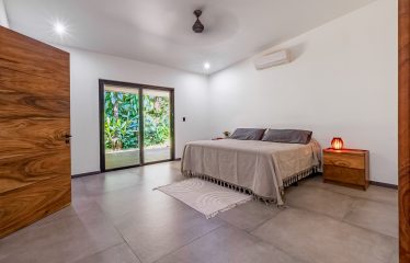 PROPERTY WITH 4 BEDROOM HOME, IN OJOCHAL – 12 ACRES