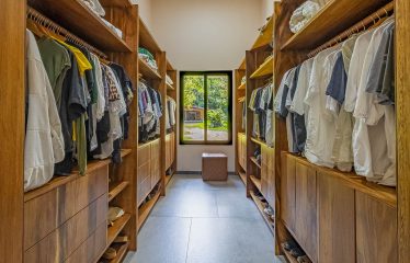 PROPERTY WITH 4 BEDROOM HOME, IN OJOCHAL – 12 ACRES