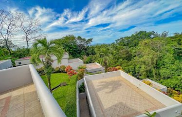 PROPERTY WITH SIX VILLAS IN TRES RIOS, WITH MOUNTAIN VIEWS – 0.24 ACRES