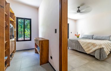 PROPERTY WITH 4 BEDROOM HOME, IN OJOCHAL – 12 ACRES