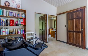 PROPERTY WITH 4 BEDROOM HOME, IN OJOCHAL – 12 ACRES