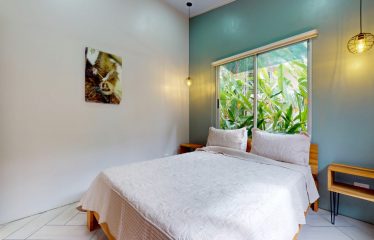 PROPERTY WITH THREE VILLAS, IN BAHIA BALLENA – 0.24 ACRES