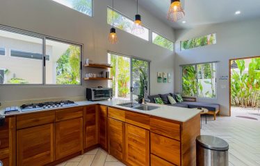 PROPERTY WITH THREE VILLAS, IN BAHIA BALLENA – 0.24 ACRES