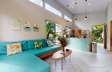 PROPERTY WITH THREE VILLAS, IN BAHIA BALLENA – 0.24 ACRES