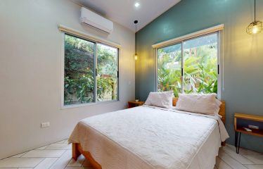 PROPERTY WITH THREE VILLAS, IN BAHIA BALLENA – 0.24 ACRES