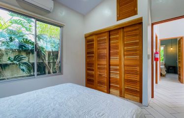 PROPERTY WITH THREE VILLAS, IN BAHIA BALLENA – 0.24 ACRES