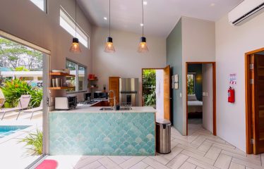 PROPERTY WITH THREE VILLAS, IN BAHIA BALLENA – 0.24 ACRES