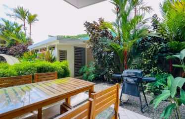 PROPERTY WITH THREE VILLAS, IN BAHIA BALLENA – 0.24 ACRES