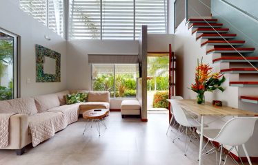 PROPERTY WITH THREE VILLAS, IN BAHIA BALLENA – 0.24 ACRES